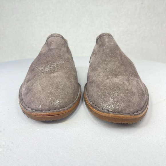 NWOT Trask Womens 7.5 Ali Gray Tan Sueded Leather Loafers Metallic Vibram Sole - Picture 3 of 9